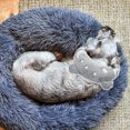 thumbnail image 4 of Almohada en forma de U para perros pequeños y gatos Almohada para el cuello Cojín de media luna Almohada cómoda para dormir para calmar a las mascotas Almohada que brilla en la oscuridad, 4 of 7