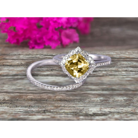 2Pcs Wedding Ring Set 7mm Cushion Cut 2.55 Carat Champagne Diamond Moissanite Engagement Ring On 10k White gold Matching Band Vintage Look Halo Design