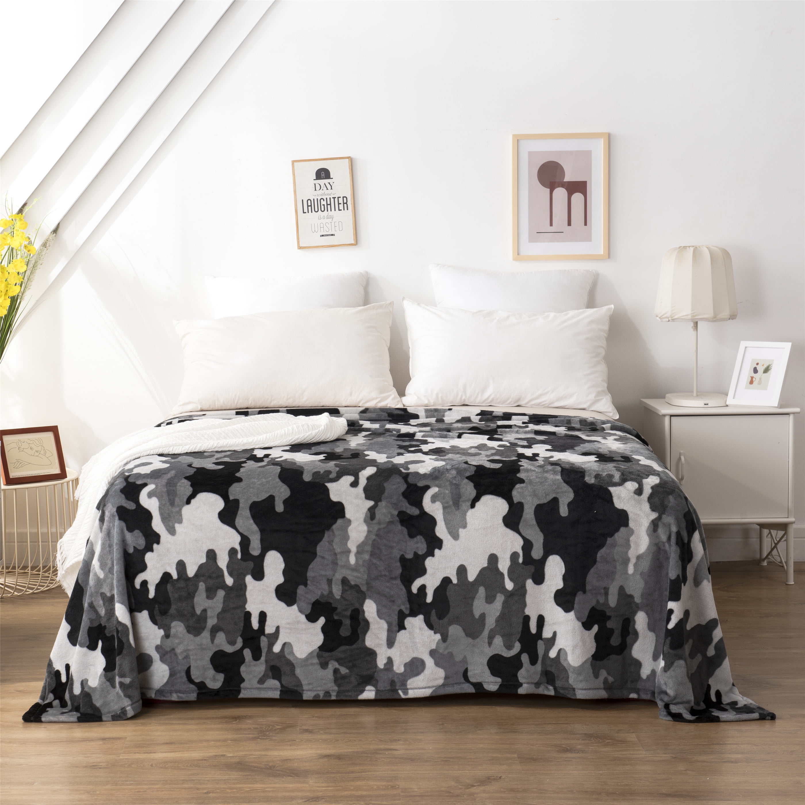 Neutral Camouflage Blanket, Blanket