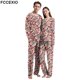 thumbnail image 2 of FCCEXIO-Conjunto de pijamas con estampado Digital de Navidad para pareja, ropa de dormir de manga larga con cuello redondo y pantalones para el hogar, 2 piezas, 2 of 4