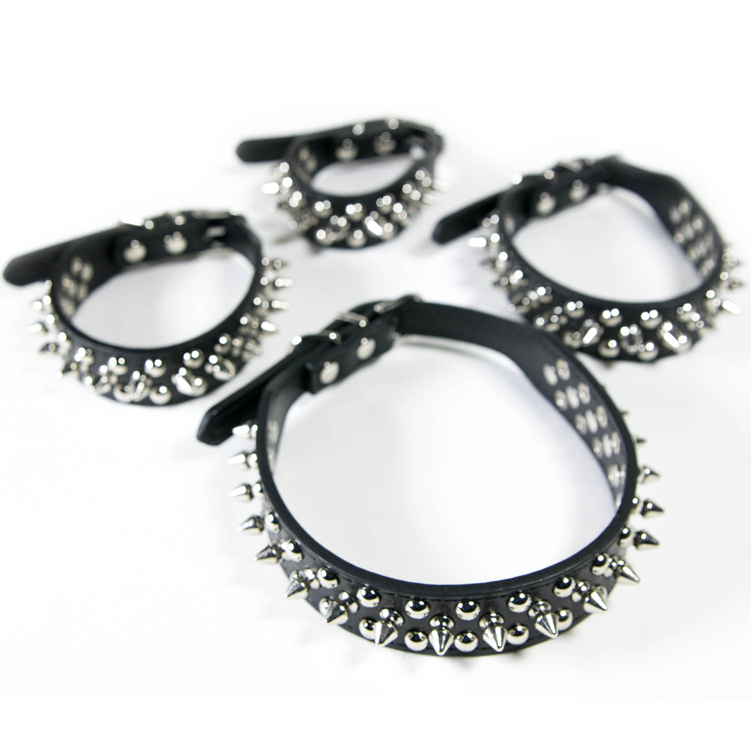 CoreLife Spiked Dog Collar / Spiked Cat Collar, Punk Metal Studded