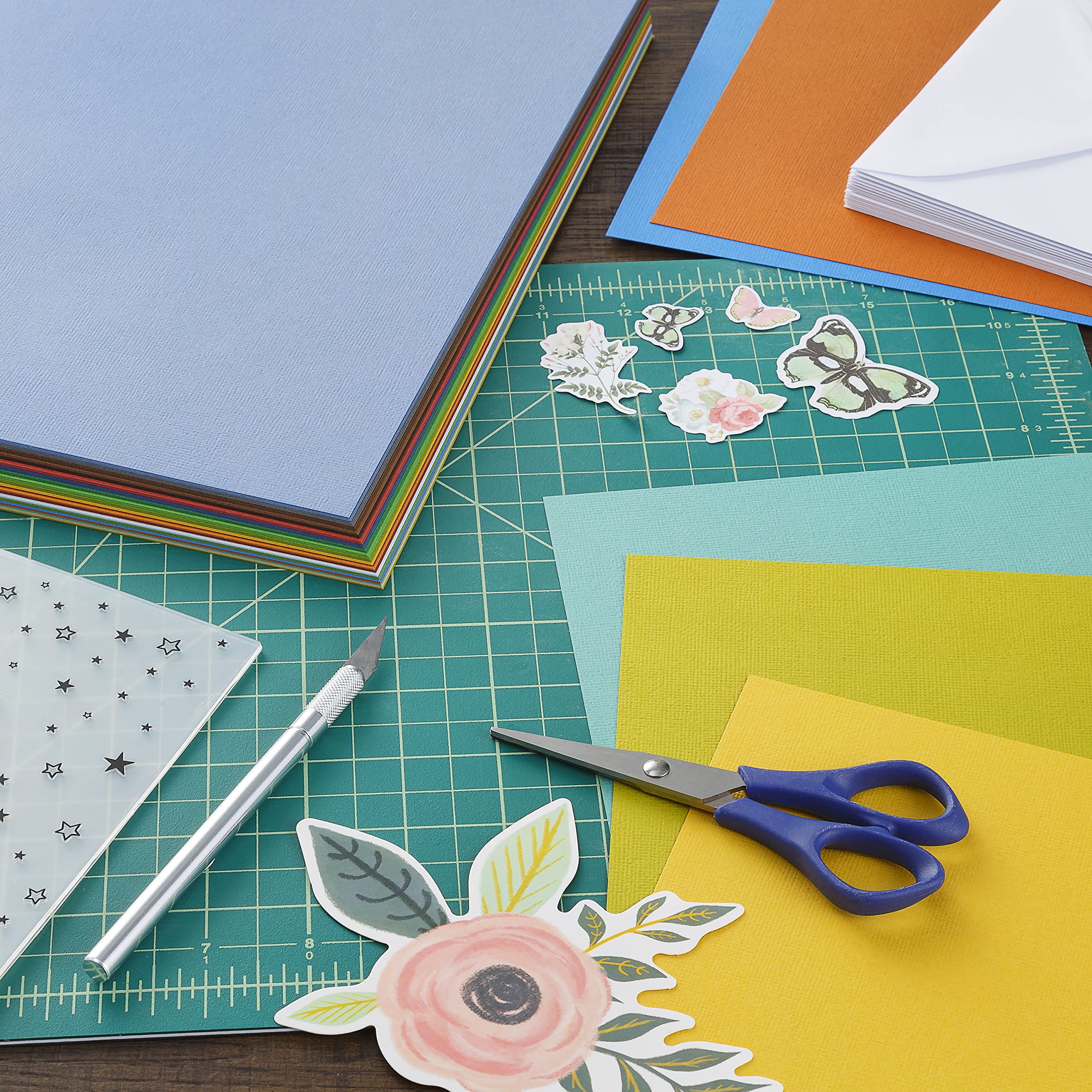 60 Fogli Cartoncino Colorato 30x30 Cm | 250 G/m² | 20 Colori Assortiti | Per Scrapbooking E Biglietti