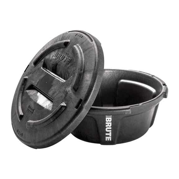 BRUTE 6 Gallon Multi-Purpose Feed Container