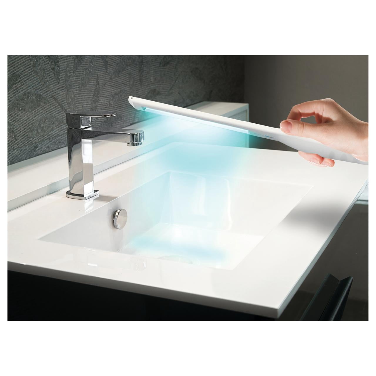 ionUV Pro Wand – Rechargeable Handheld UV Light Wand with Vast, 13.48” Coverage