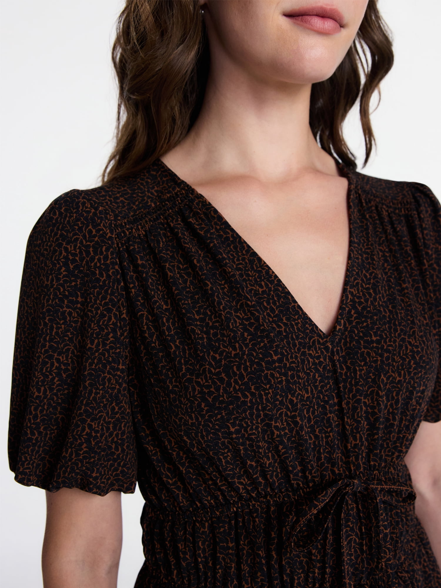 Time and Tru Women's and Women's Plus V Neck Shirred Peplum Top, Sizes XS-XXXL