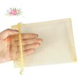 thumbnail image 3 of Bolsas de regalo HRX Package de organza dorada, 100 unidades, 13 x 18 cm, 3 of 7