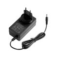 thumbnail image 1 of Adaptador Universal con protección contra sobrecarga para mayor seguridad, para cubrir las necesidades de diferentes cargadores de equipos, 1 of 4
