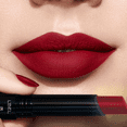 thumbnail image 2 of Labial Mate Extremo 30H Sin Transferencia  Rouge Passion con Colágeno, 2 of 5