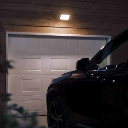 Philips - Hue Discover Outdoor Floodlight - White and Color Ambiance
