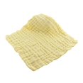 thumbnail image 1 of Baberos de algodón Zulema 6 capas amarillo para bebé, 1 of 7