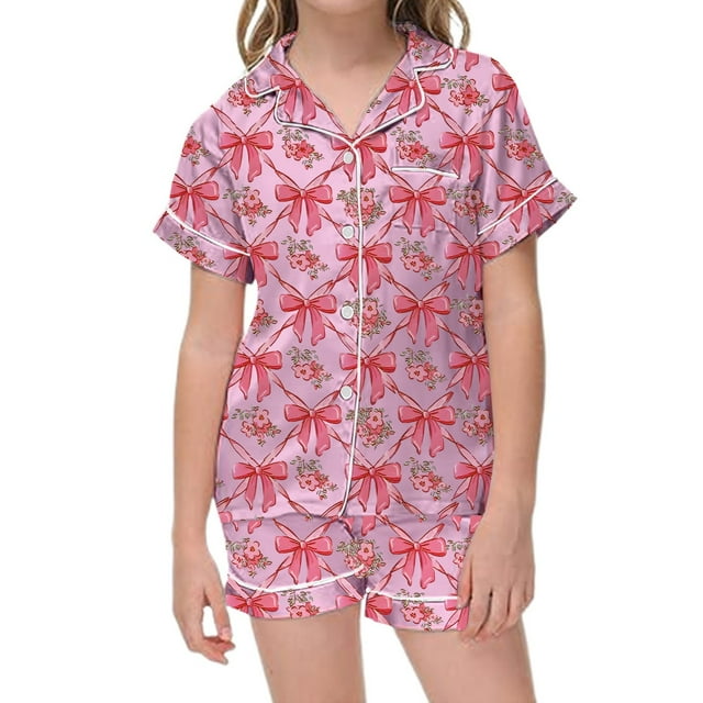 Ensemble de Pyjama en Satin pour Filles Confortable Deux Pièces avec Chemise Boutonnée Classique et Shorts