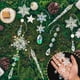thumbnail image 2 of Adornos de cristal para árbol de Navidad, 18 piezas, adornos navideños iridiscentes, copos de nieve acrílicos, carámbanos, adornos colgantes de cristal para árbol de Navidad, decoraciones de fiesta de, 2 of 4