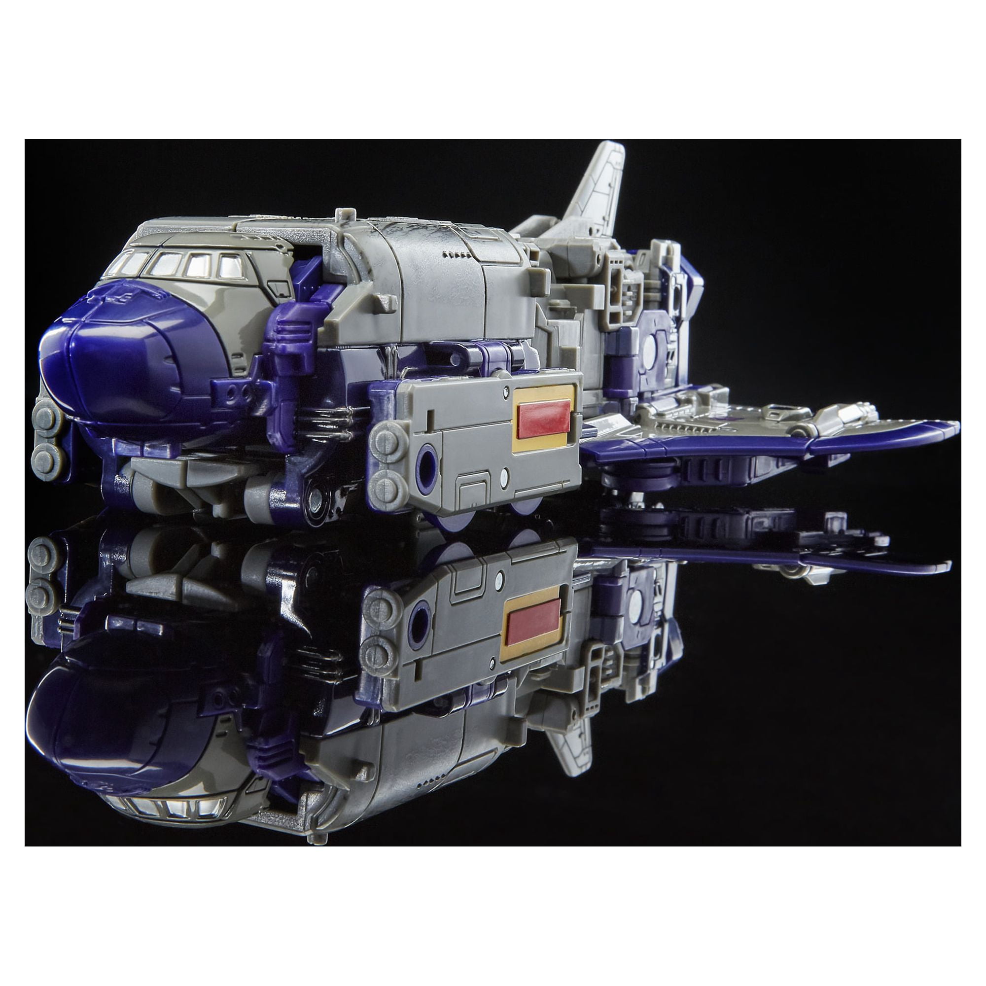 Transformers Astrotrain Astrotrain Leader Class - Triple Changer 7-inch ...