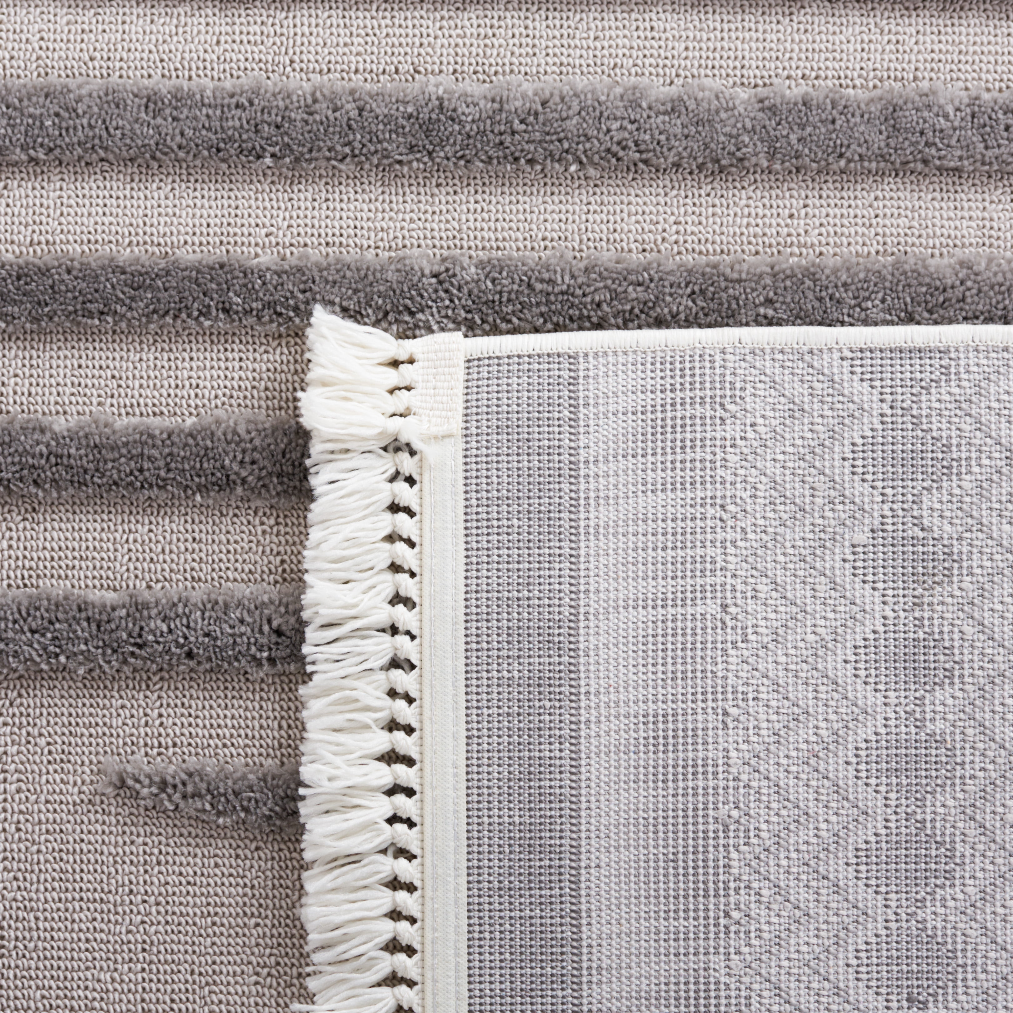 SAFAVIEH Urban Thornton High Low Circle Striped with Fringe Area Rug, Grey/Light Grey, 6'7" x 6'7" Square
