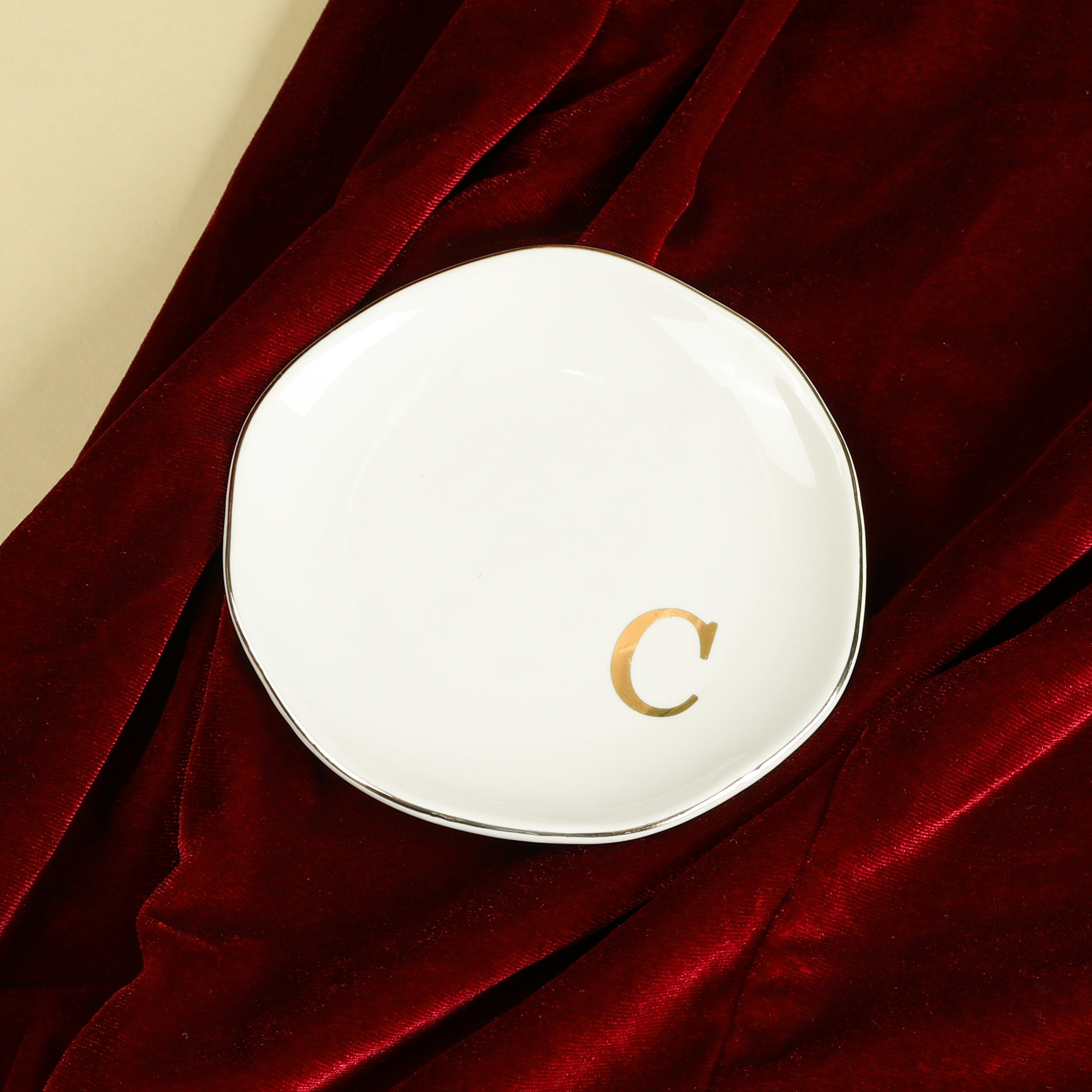 Unique Bargains Ceramic Jewelry Tray Decorative Trinket Dish Gifts Jewelry Boxes White-C