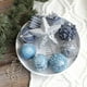 thumbnail image 4 of Set de bolas para árbol de Navidad, adornos decorativos navideños, decoraciones colgantes festivas con acabado reflectante para las celebraciones invernales, 4 of 5