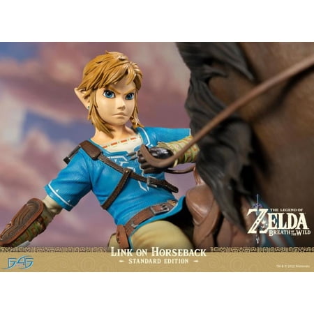 First4Figures The Legend of Zelda Breath of the Wild: Link on Horseback Resin Statue