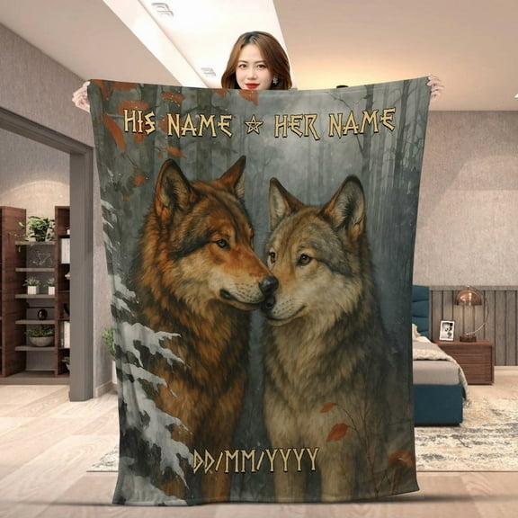 Personalized Wolf Couple Blanket – Custom Names & Date, Romantic Wildlife Throw Blanket for Couples, Cozy Fleece Blanket Gift for Anniversary, Valentine’s Day, Rustic Home Décor