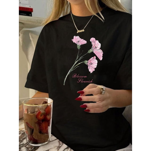 Vintage-Inspired Geometric Print T-Shirt for Women - Casual Crew Neck, Short Sleeve, Polyester Blend, Machine Washable - Perfect for Summer