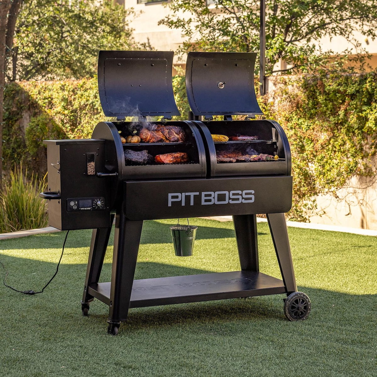 Pit Boss Charcoal and Pellet Combo Grill – Bluetooth® & Wi-Fi® Enabled