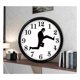 thumbnail image 4 of Reloj de pared inspirado en Silly Walk, reloj silencioso creativo, arte de pared para la vida en el hogar (blanco y negro), 4 of 5