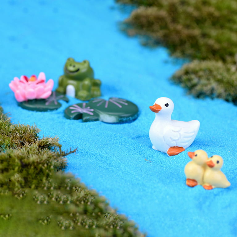 Six Vanka Miniature Animals 65pcs Mini Resin Decoration Set for Childrens Birthday Party Kids Presents Doll House Pretend Play Toys DIY Garden