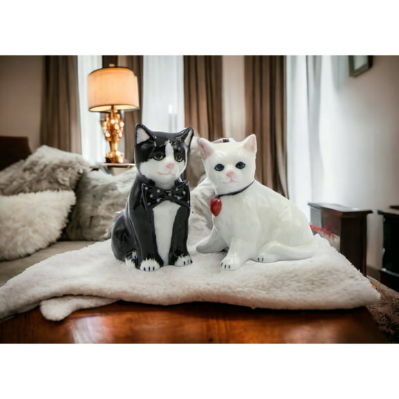 Ceramic Valentines Day Cat Couple Salt and Pepper Shakers for