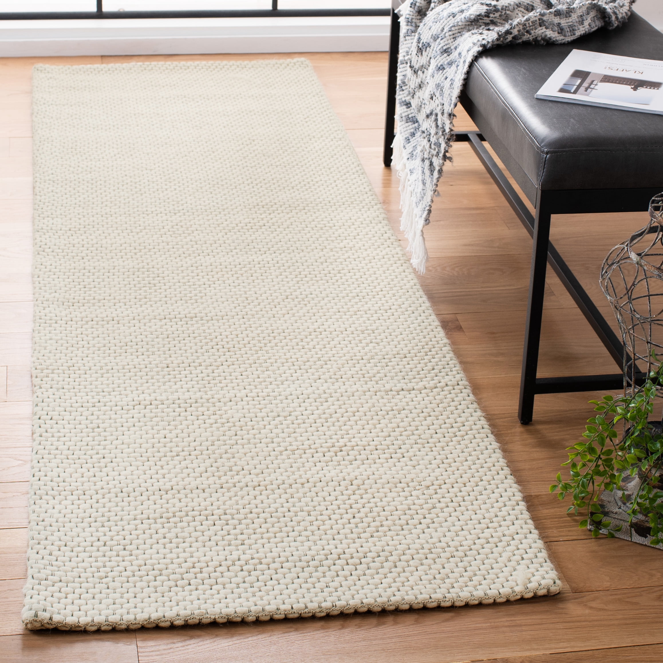 SAFAVIEH Natura Corine Geometric Runner Rug, Ivory, 2'3" x 10'