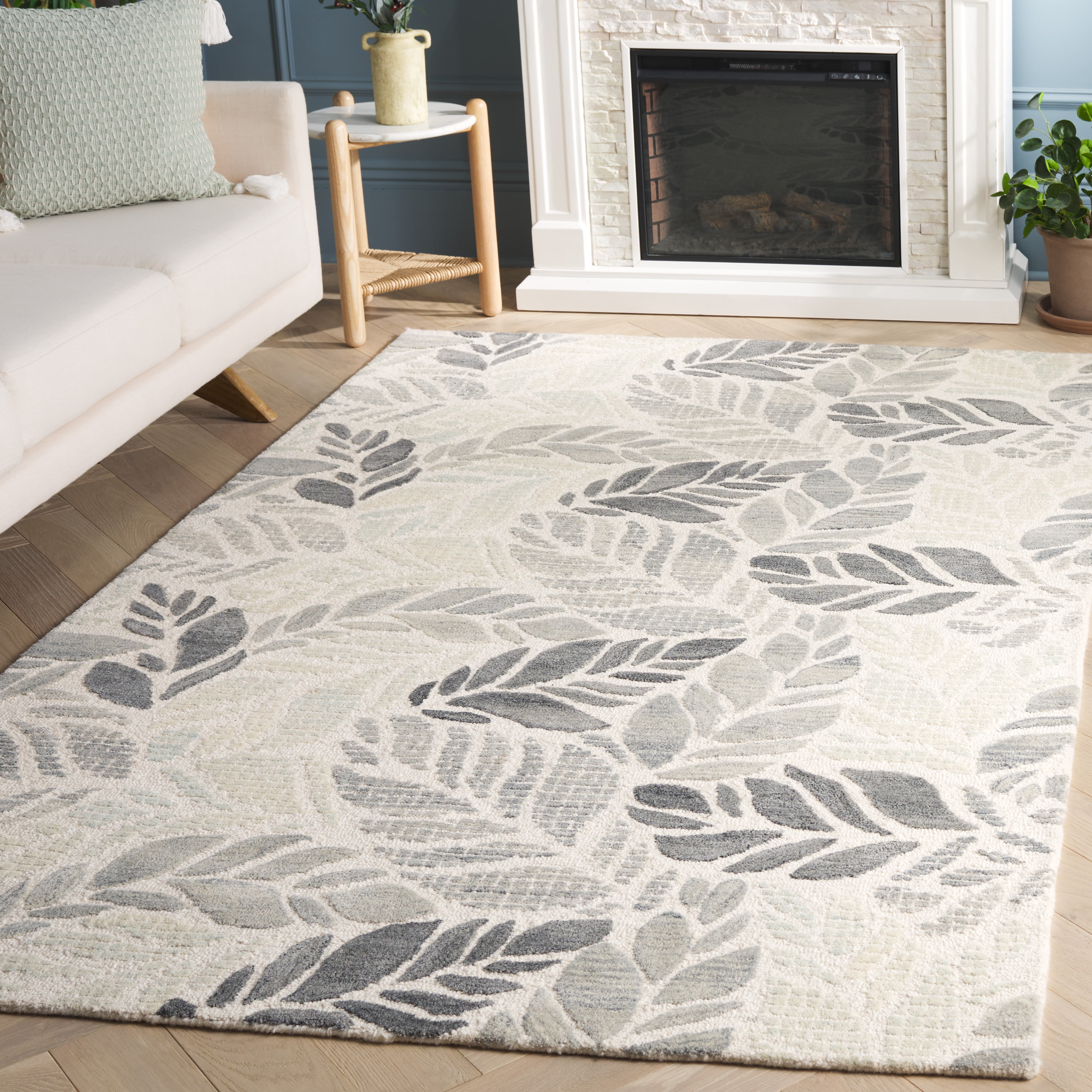 SAFAVIEH Martha Stewart Jardin Floral Area Rug, Ivory/Grey, 4' x 6'