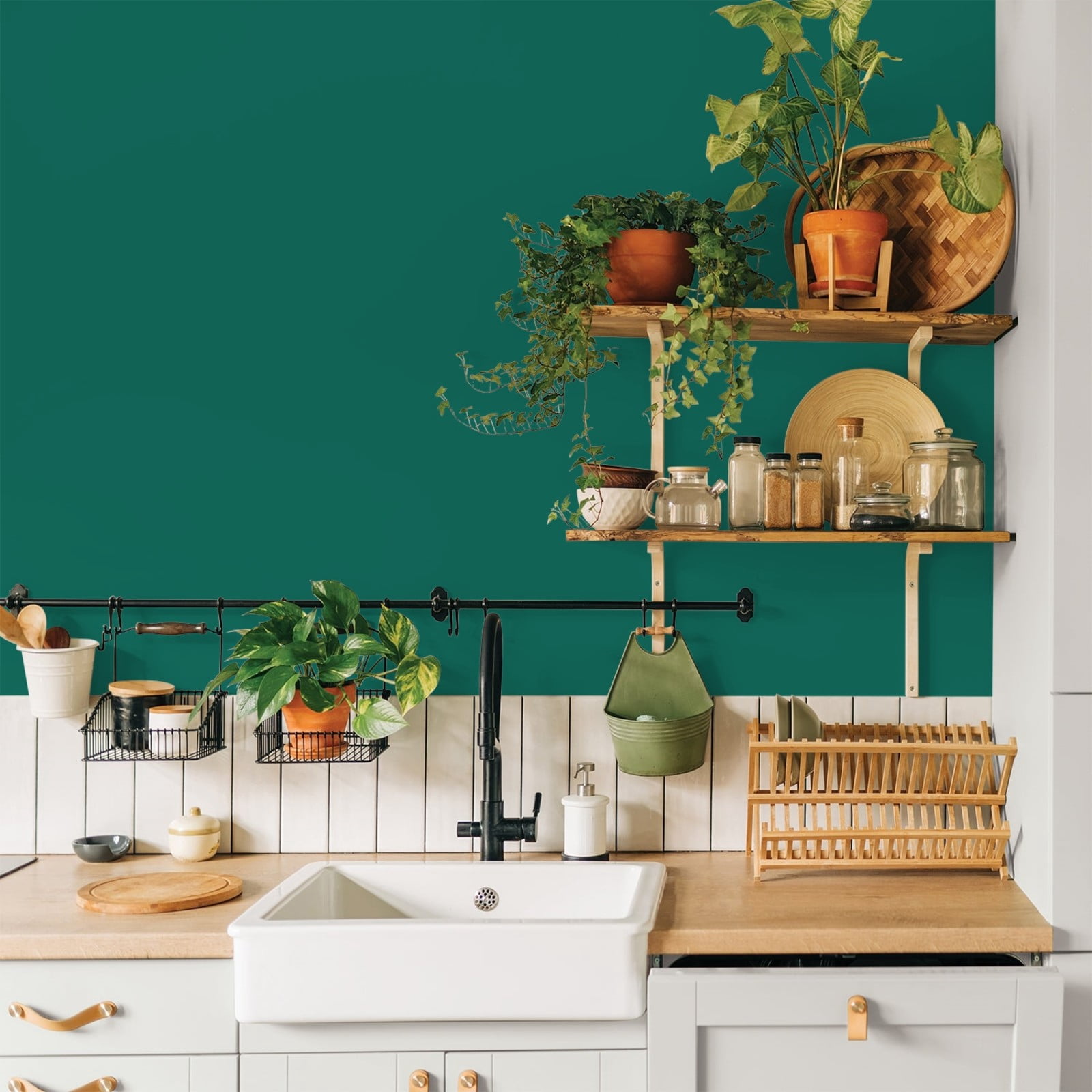 Glidden Glidden Kitchen Bath and Laundry Deep Veridian / Green, Eggshell Interior Paint with Primer, 1 Gallon