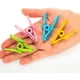 thumbnail image 5 of 50 pinzas de metal para ropa, pinzas duraderas para toallas de colores brillantes, pinzas para toallas de playa (clips de colores, 050 piezas) Xemadio YQ-0687, 5 of 6