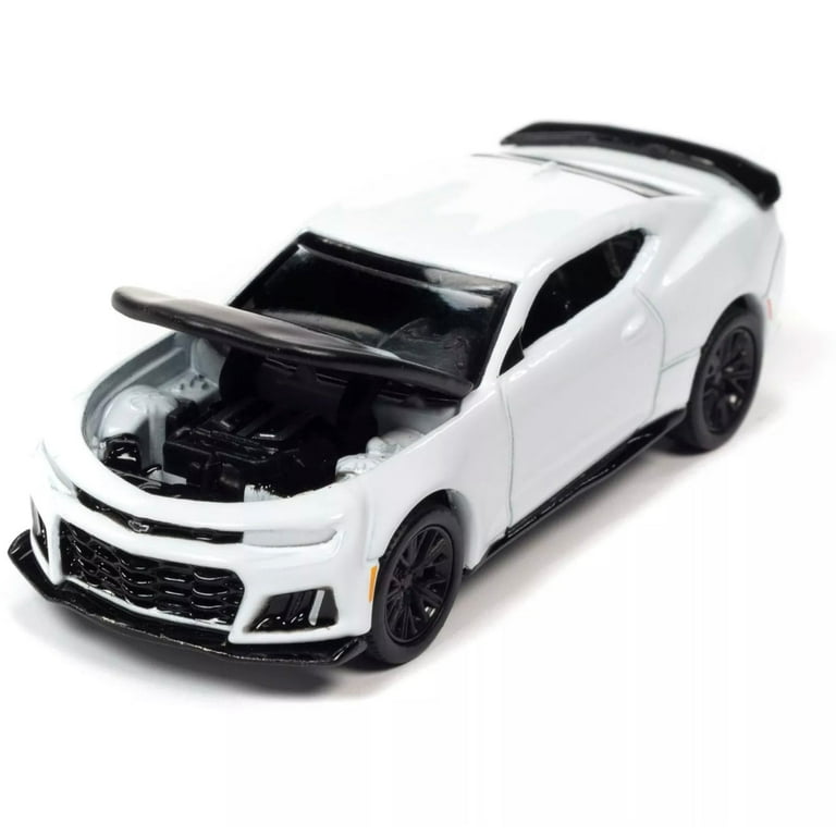 Auto World 1/64 2019 Chevrolet Camaro ZL1 Gloss White Diecast