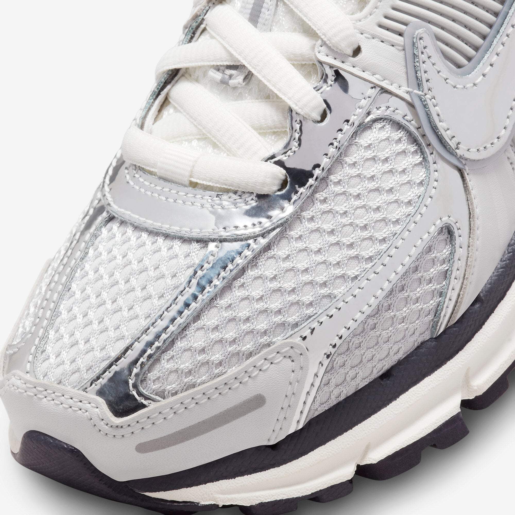 Nike Zoom Vomero 5 Photon Dust Metallic Silver (Women's)