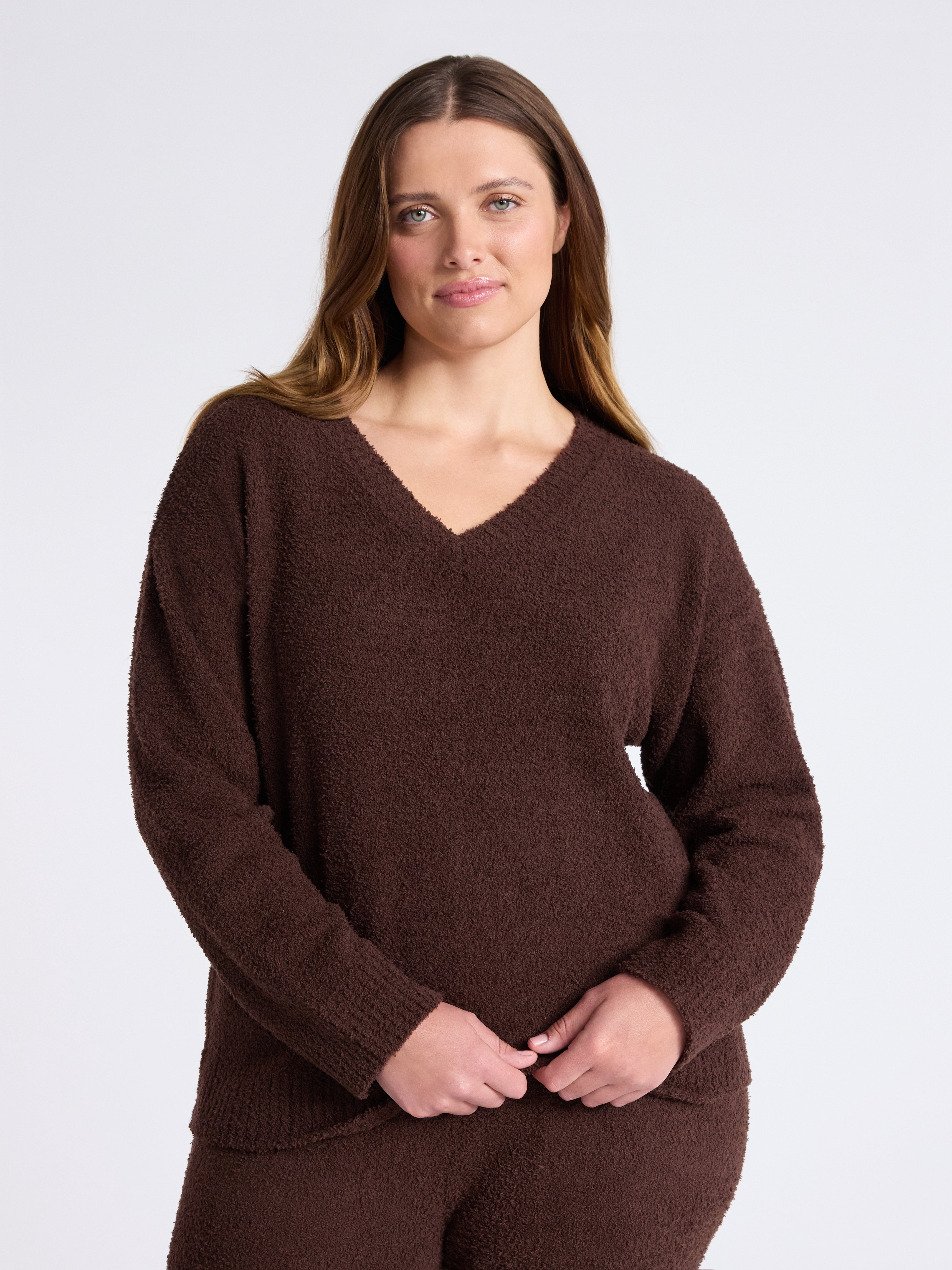 Joyspun Women's and Women's Plus Sleepwear Cozy Knit V-Neck Pullover Top, Sizes XS-3X