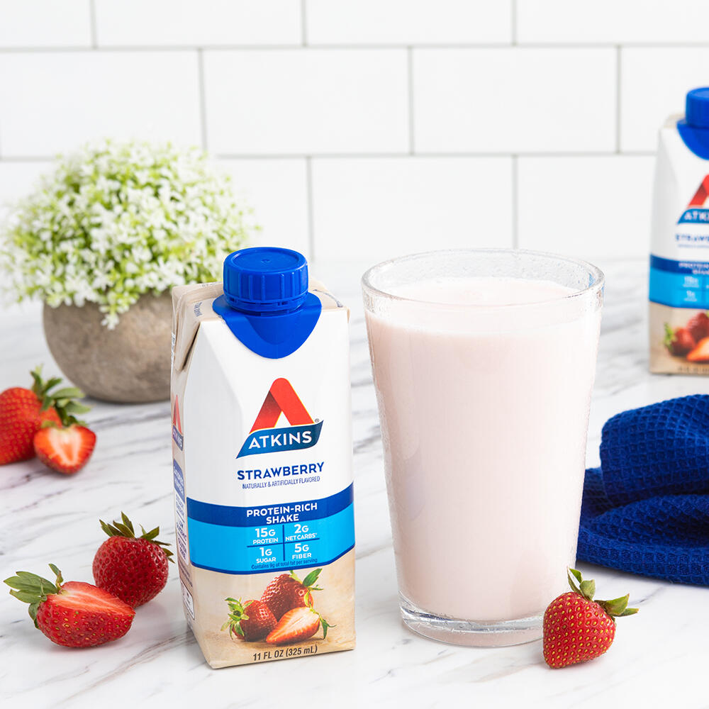 Atkins Protein Shake, Strawberry, Keto Friendly, 15g of Protein, 12 Ct (Ready to Drink) - image 4 of 9