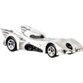 thumbnail image 3 of Hot Wheels Batman Véhicule Batmobile, 3 of 4
