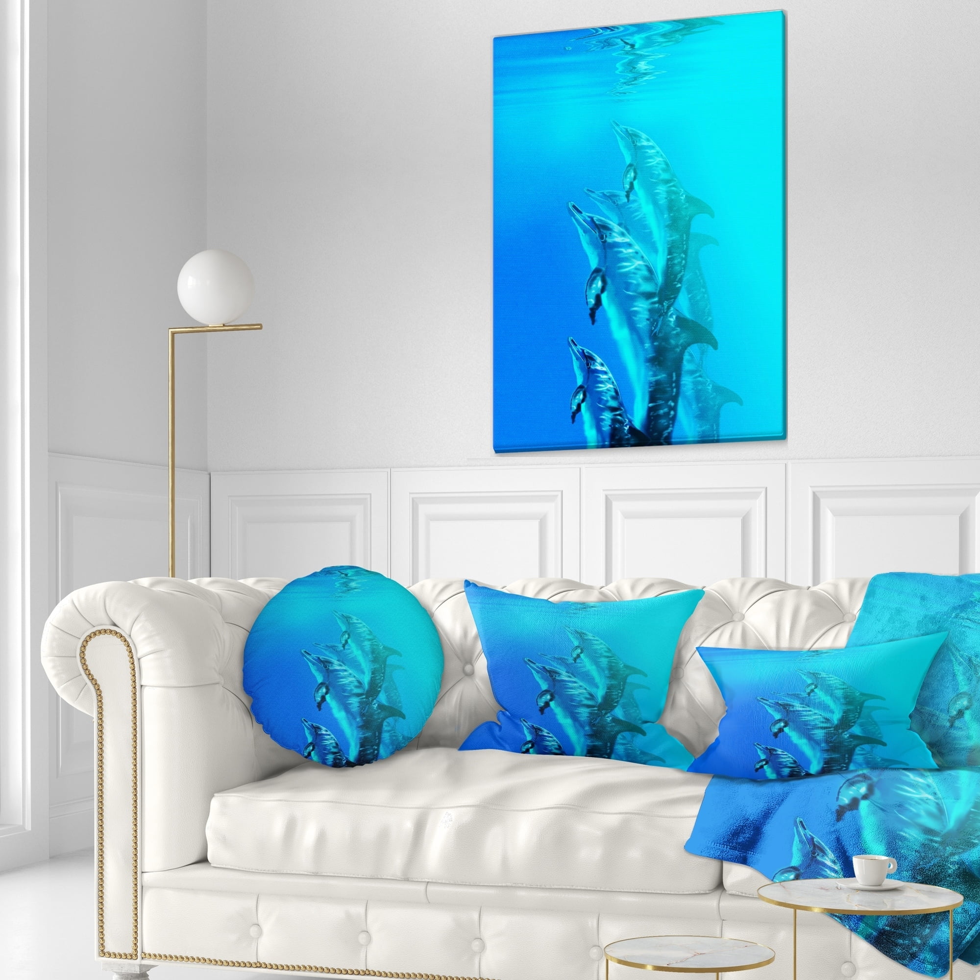 Insert Printed On Both Side Sofa Throw Pillow 16 Designart CU7473-16-16-C Dolphin in Blue Sea Seascape Round Cushion Cover for Living Room 