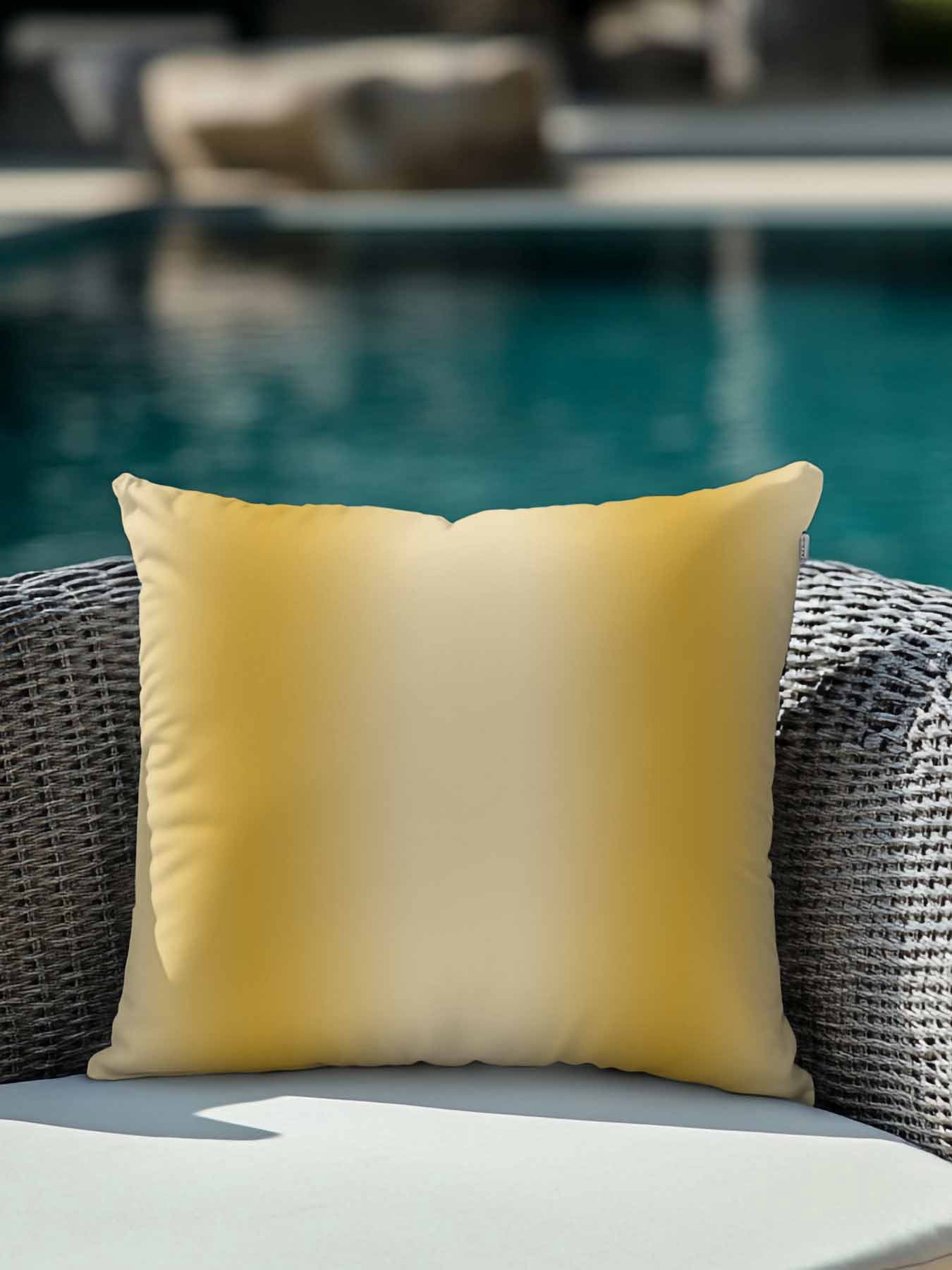 Outdoor Pillows Waterproof, Yellow Ombre Bedding Throw Pillows with Insert for Couch Sofa Bed, Modern Abstract Art Farmhouse Gradient 18x18 Inch Pillowcases Decorative Camping Patio Pillow Set of 1