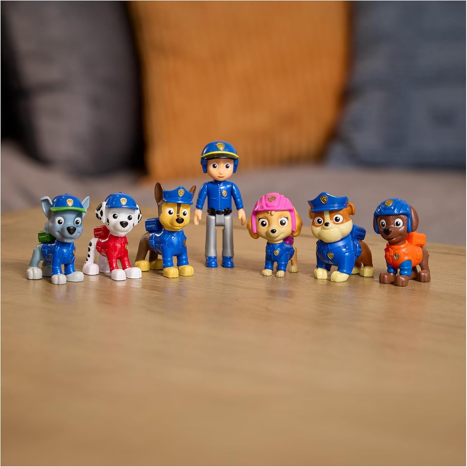 Paw Patrol Search & Rescue Team Pack with 7 Collectible Action Figures, Including Ryder & 6 Pups, Kids Toys for Boys & Girls Ages 3 and Up