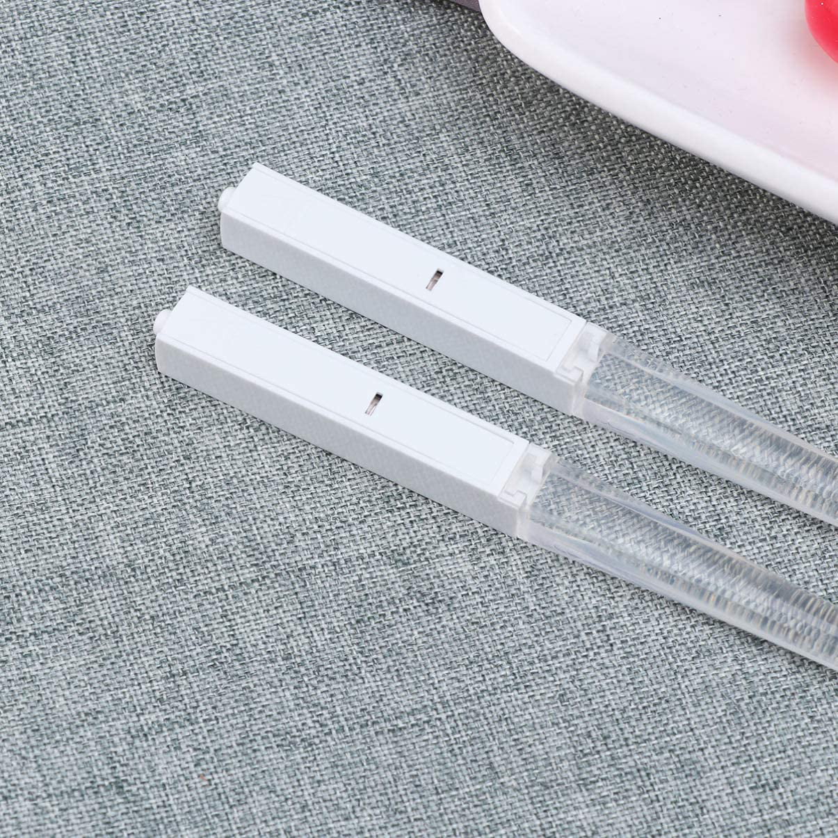Ireav 1 Pair LED Chopsticks Light Up Chopsticks Lightsaber Durable Lightweight Portable Tableware Reusable Blue