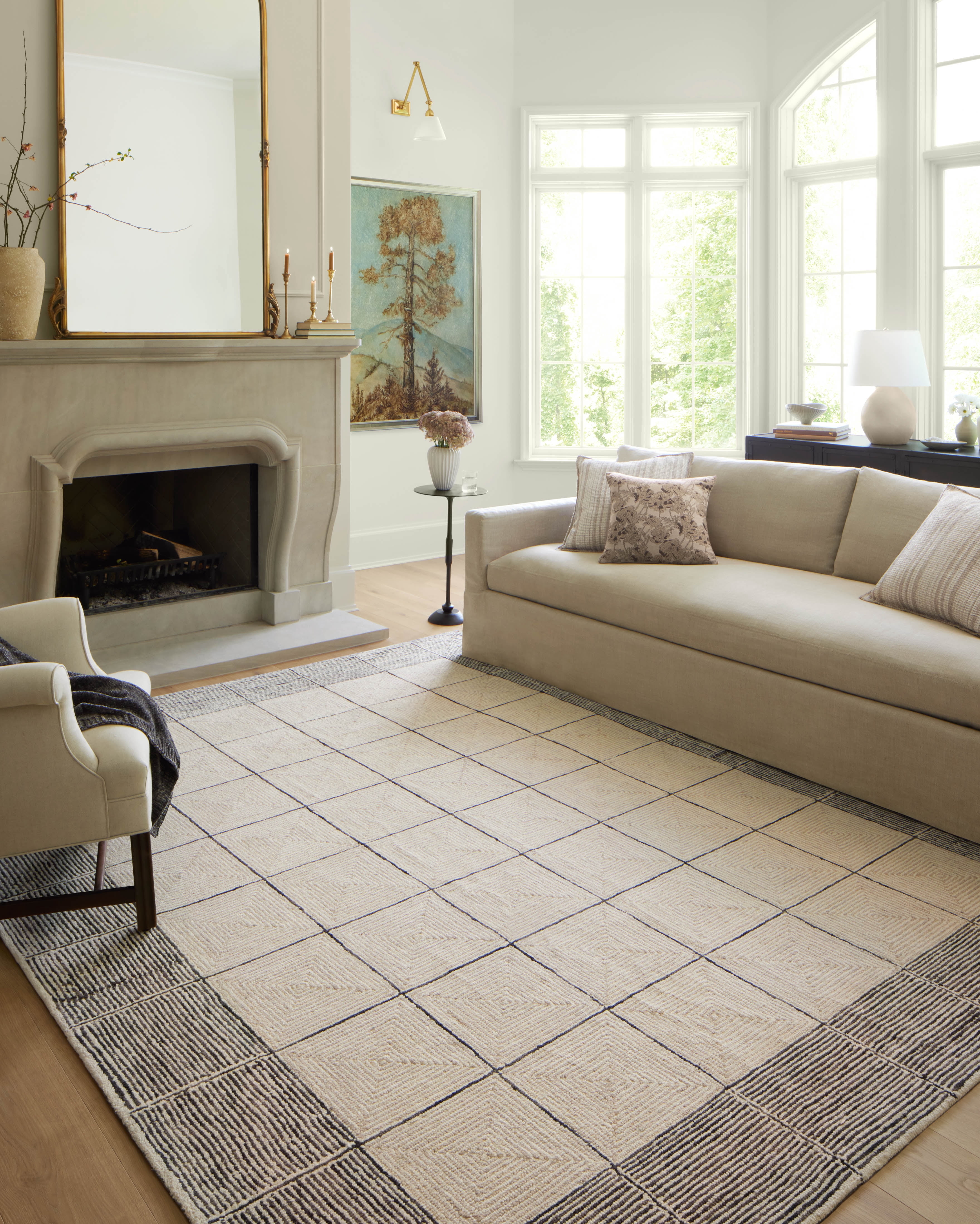 Chris Loves Julia x LoloiFrancis Cream / Black 2'-0" x 5'-0" Accent Rug