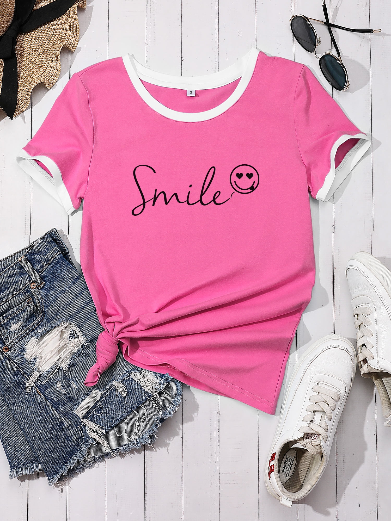 ZXSXSY T-Shirts for Women Happy Face Letter Print Graphic