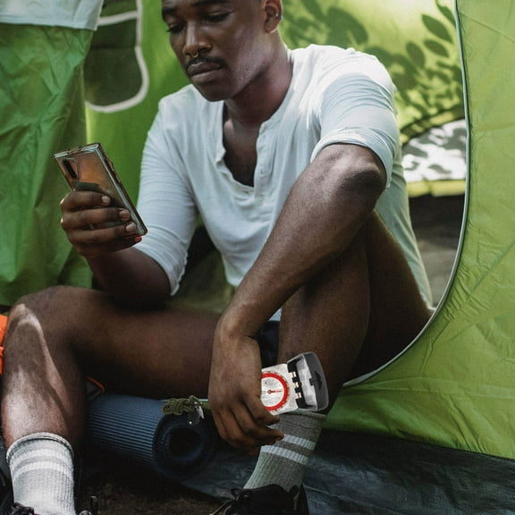 Supvox Portable ABS Compass with Scale and Glow Pointer for Hiking and Camping