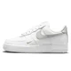 thumbnail image 3 of Zapatillas de skate Nike Air Force 1 para hombre y mujer fabricadas en piel sintética, duraderas, antideslizantes y con capacidad de absorción de impactos, 3 of 5