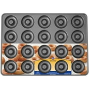 Wilton Perfect Results Non-Stick Mega Doughnut Pan, 20-Cavity