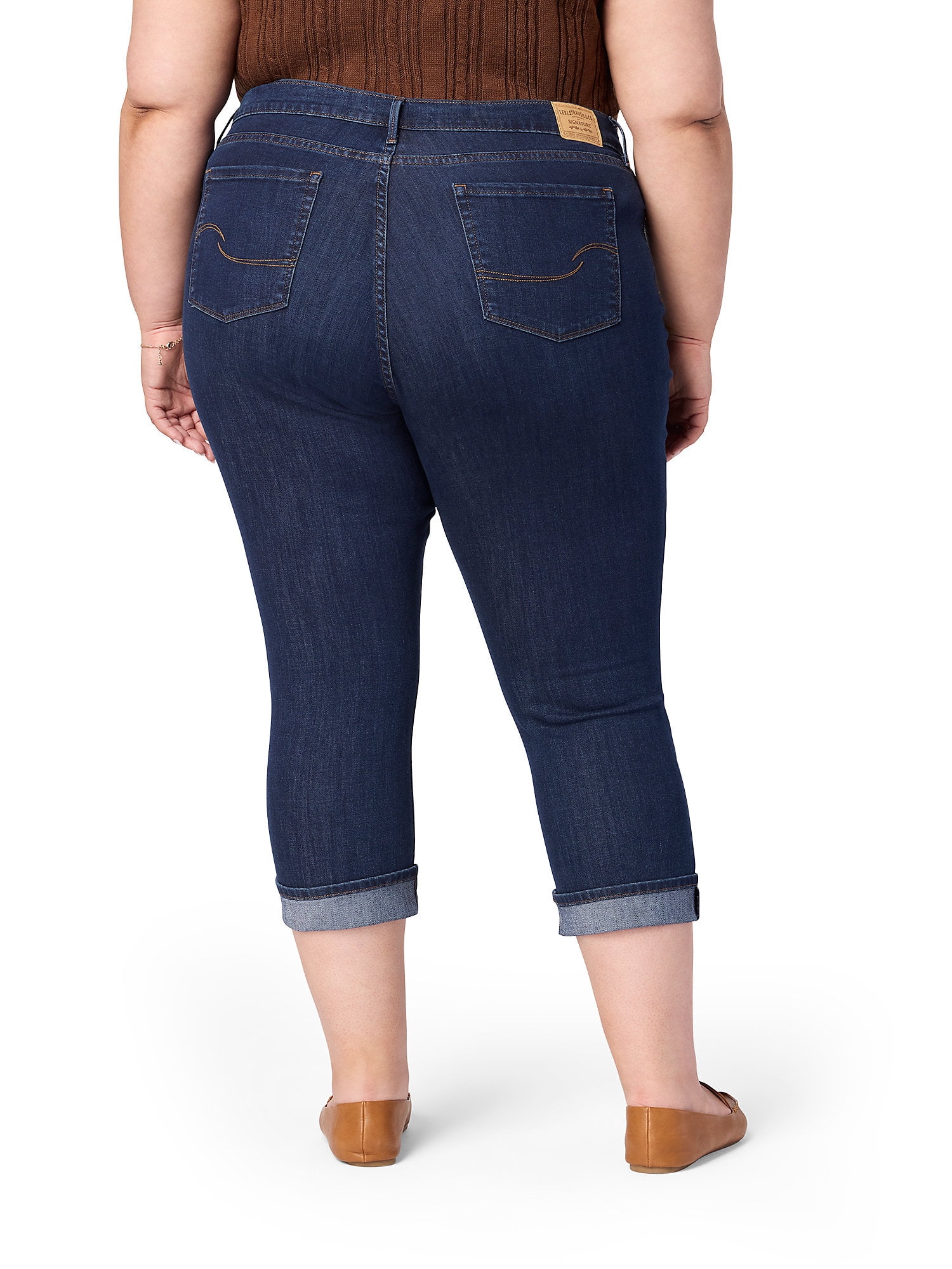 Levi Strauss Signature Women's Mid Rise Capri