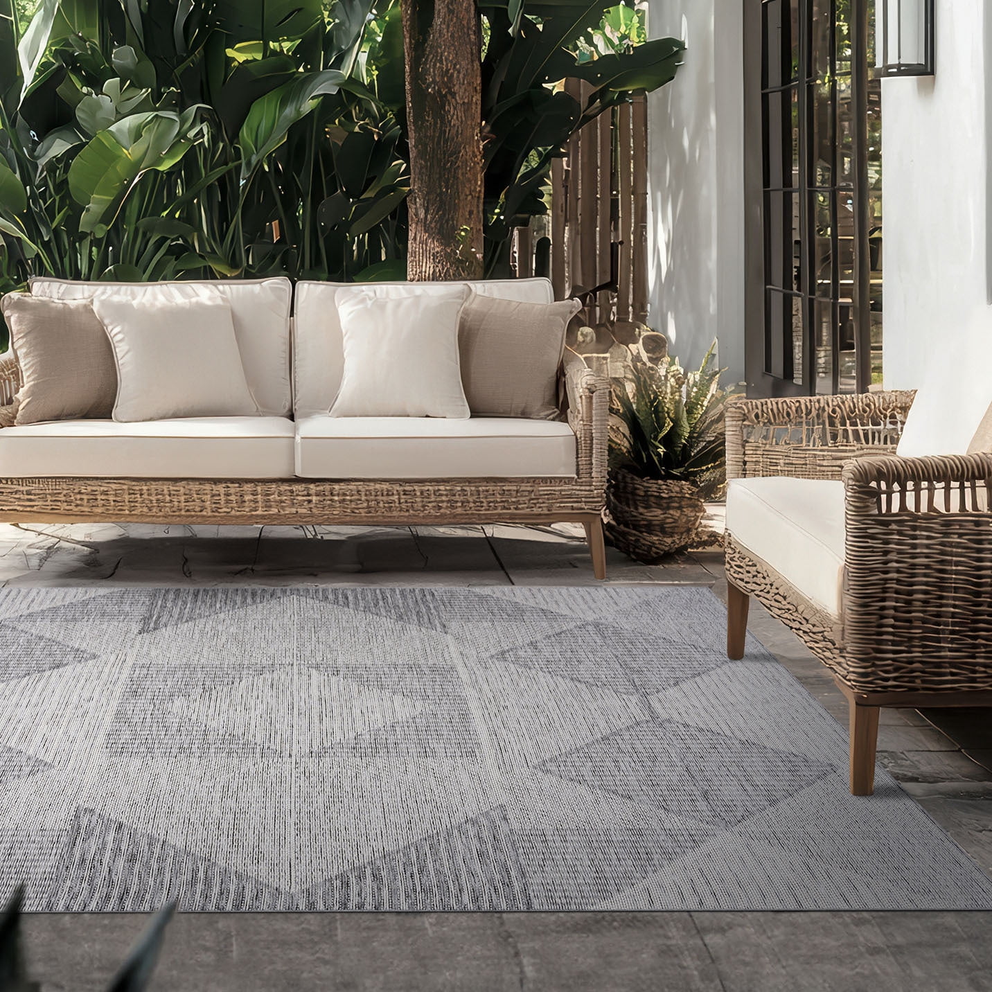 Bliss Rugs Bailey Transitional 2' x 3' Gray and White Indoor Outdoor Area Rug