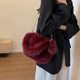 thumbnail image 5 of Bolso bandolera con cadena a la moda para mujer bolso de mano esponjoso bolso de compras informal para otoño e invierno, 5 of 9