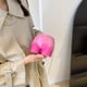thumbnail image 2 of Bolso Cruzado para Mujer Bolso Elegante Acrílico Con Forma Trasero (rosa), 2 of 9