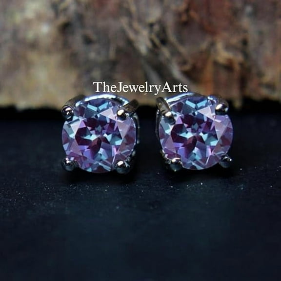 Dainty Alexandrite Earrings – Round Cut Purple and Green Color-Changing Stud Earrings Silver Elegant Jewelry for Every Occasion Black Vermeil 5 MM